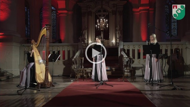Limbažu novada pašvaldības Domes priekšsēdētāja uzruna un Limbažu novada iedzīvotājiem veltīta "Trio Angelicus" svētku koncertprogramma "Lūgšana naktij"