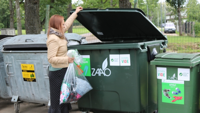ZAAO kopā ar Latvijas Zaļo punktu nodrošina tekstila šķirošanas iespējas Ziemeļvidzemē, tostarp Limbažos