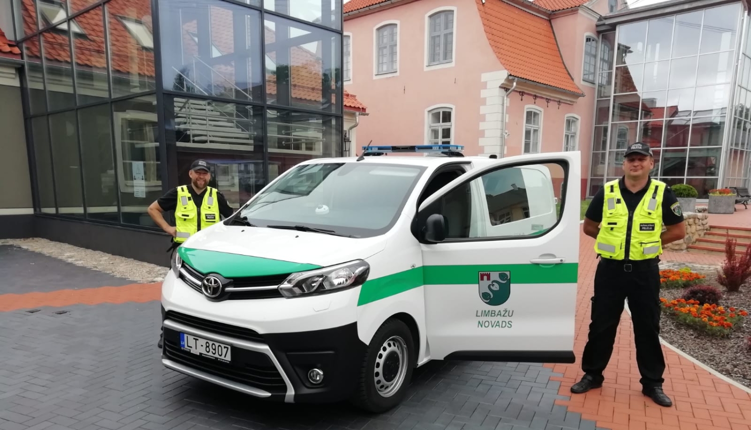 Limbažu novada dome pašvaldības policijas vajadzībām iegādājusies atbilstošu auto
