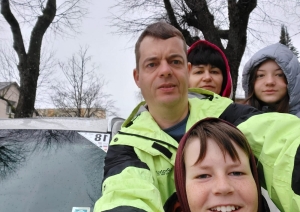 Spītējot lietum, aizvadīts Limbažu novada “Auto-foto” orientēšanās rallijs
